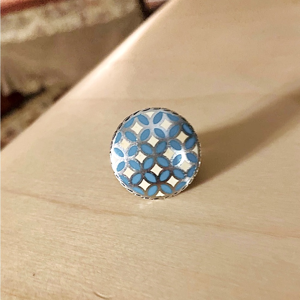 John Hardy Kawung Pattern Enamel Detail Disc Ring - Picture 4 of 9